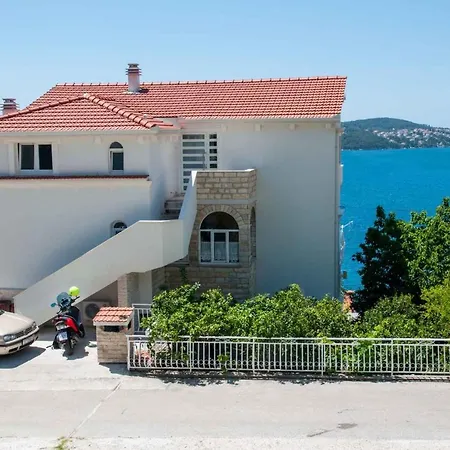 Apartment In Trogir 6147A Apartment Trogir