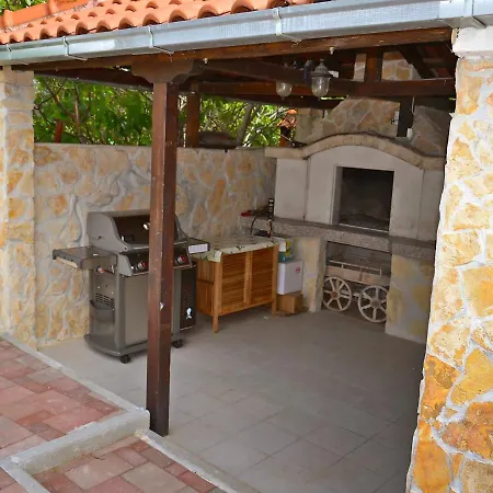Apartment Apartment In Trogir 6147A *